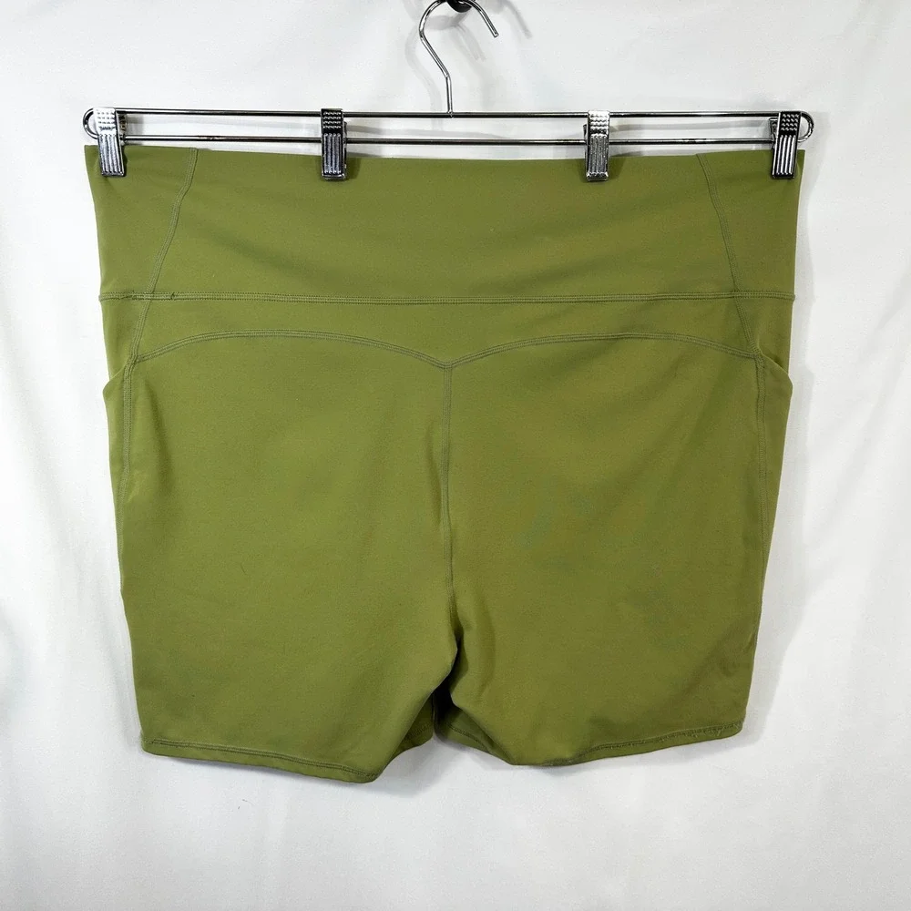 Fabletics Plus Size 3X Shorts Pure Luxe Olive Green High Waist Side‎ Pockets 556 - Picture 2 of 5